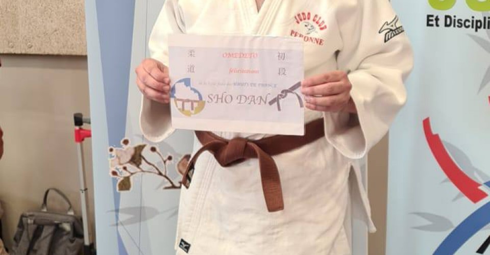 Félicitations à Xavier qui a obtenu sa ceinture noire ! 